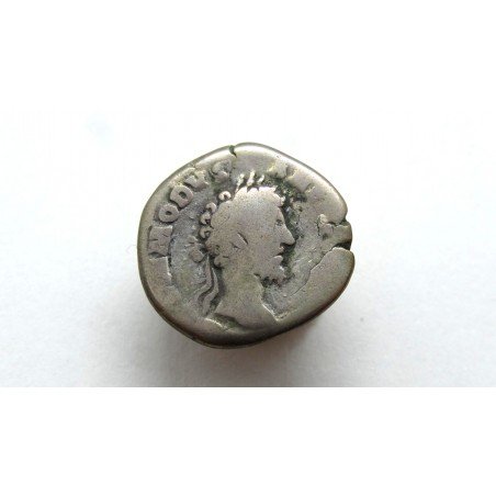 Roman Empire Denar Commodus 180 - 192